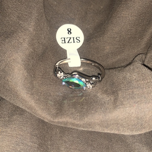 Ring - Picture 2 of 3